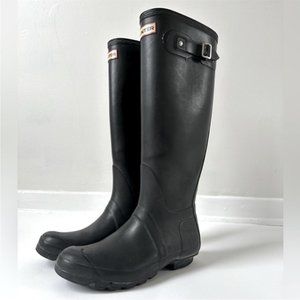 Hunter Original Tall Rain Boots in Black size 8M